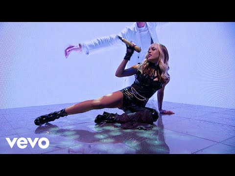 Danna Paola, MIKA - Me, Myself (En Vivo Desde El Streamtime/ LiveStream)