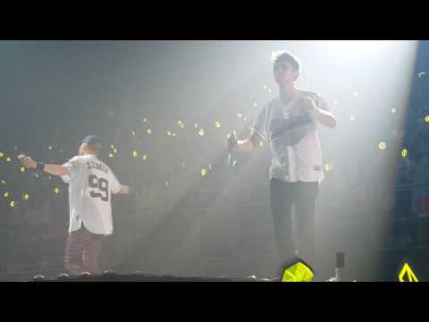 160911 EXOrDIUM in BKK #3 Day 2 - Lucky one // OMG Sehunna !!!!