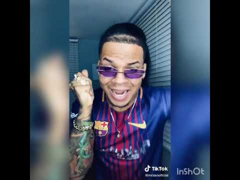 Mr Zeo-que como Son las mujeres en la escuela de pende la inicial de su nombre