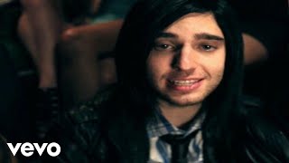 Stereos - She Only Likes Me When She's Drunk