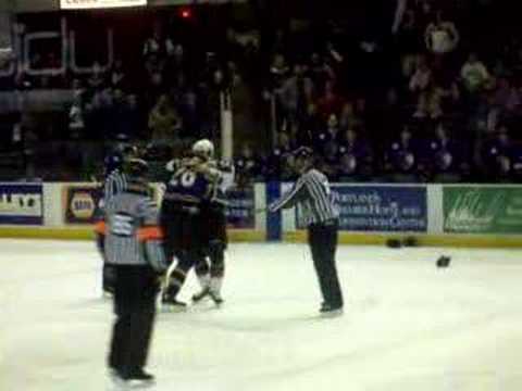 Paul Crosty vs Trevor Gillies