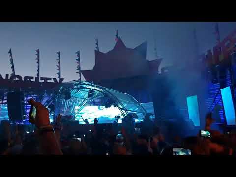 Ferry Corsten playing Anahera @ Luminosity Beach Festival 2018