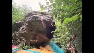 Video thumbnail of Stoppie, 6b+. Boves