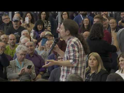 Elecciones 10-N: Pablo Iglesias imita a Pedro Sánchez en un mitin