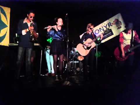 Mannequins - Nezáviď