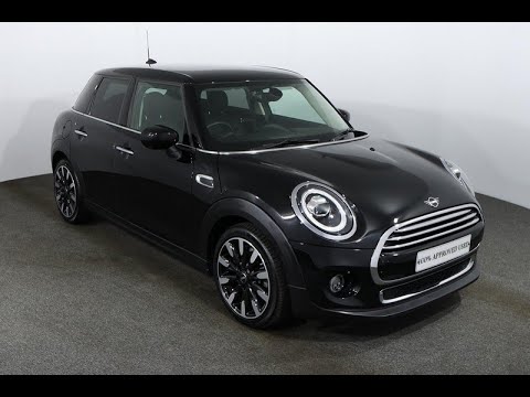 MINI HATCHBACK 1.5 Cooper Exclusive II 5dr YC69ADO
