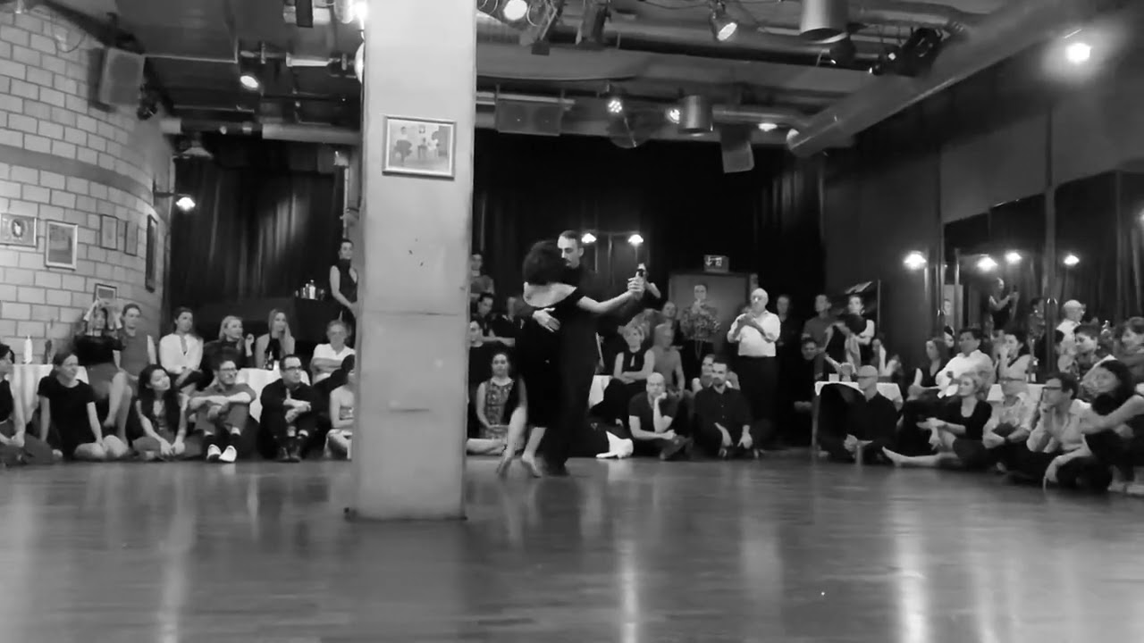 Video thumbnail for Gianpiero Galdi and Lorena Tarantino. Milonga (Rodolfo Biagi- Flor de Monserrat)