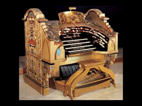 Theatre Organ: "Puttin' On The Ritz"