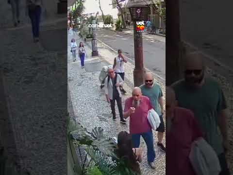 Entregadora é agredida por dois homens após desentendimento no trânsito