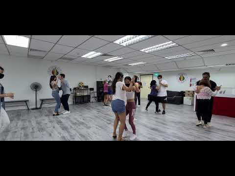 Caliente Dance Studio Singapore Bachata demo to Dani J Ft. Jose De Rico - Desnúdate