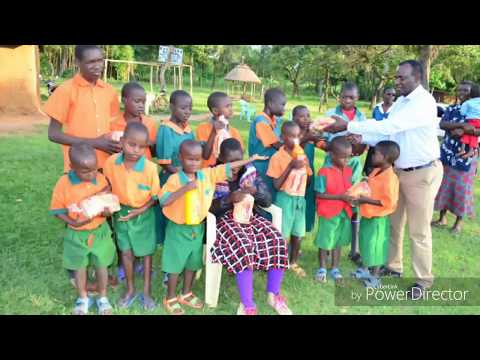 Creating a kitchen garden for the Siaka school