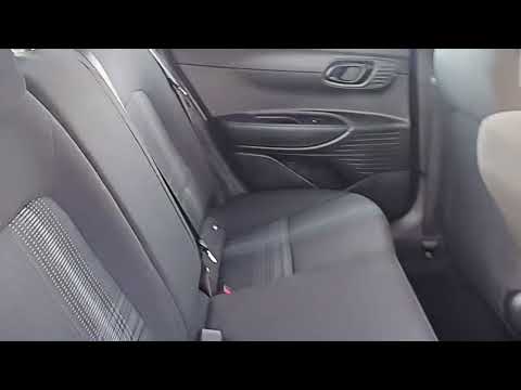 Hyundai i20 Classic 1.2 Petrol 5dr - Image 2