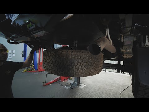 Vehicle Build: \"Ironvan\" Toyota Hilux Bush Truck Episode 07: Long Range Fuel Tank
