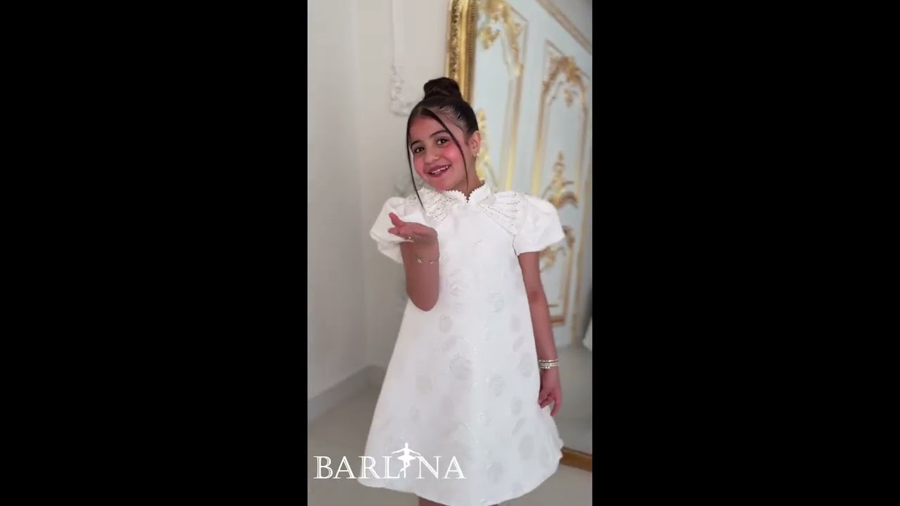 Simple white straight-cut girl's dress - 5 years
