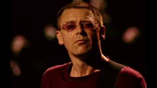 [2001] - Stuck In A Moment You Can't Get Out Of [Elevation: Live In Boston] - U2
