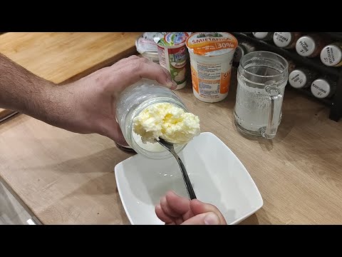 How to Make Homemade Butter in 3 Minutes? All You Need is Cream and a Jar