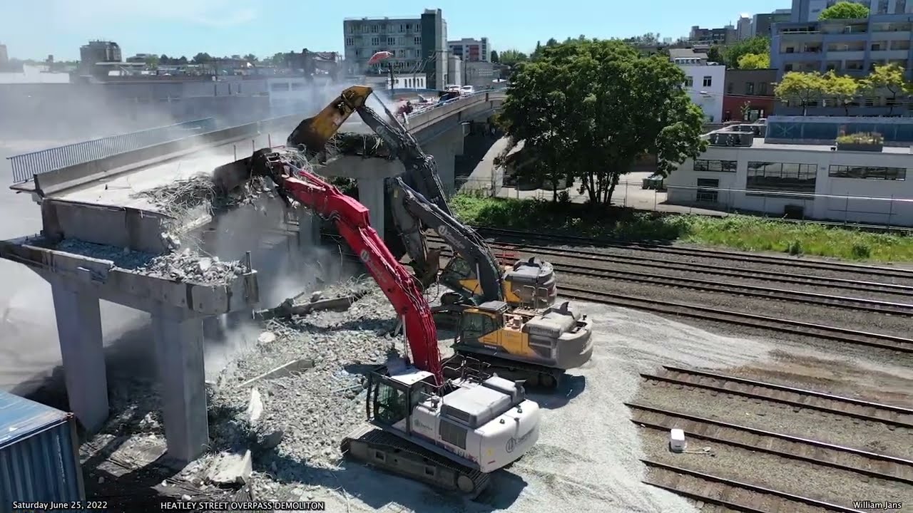 Drone video of the Heatley Avenue overpass demolition