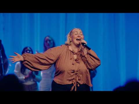 Bella Taylor Smith - WHO ELSE (Live From SALT Conference 2025)
