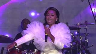 Download lagu Sindi Ntombela  Kunomehluko (LIVE) mp3
