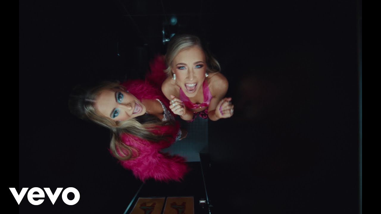 Maddie & Tae - Drunk Girls in Bathrooms