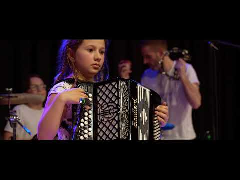 SMC Meets Junior Tshaka - Gangster