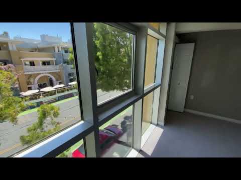 Avalon Santa Monica on Main - Virtual Tour | 2 Bed 1.5 Bath Townhome | 1,209 sqft | Unit 002-215
