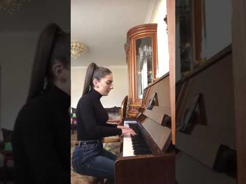 Taqnvel em es qezanic