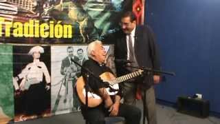 Eduardo Troncozo"Sencillita y decidora" tonada por su autor