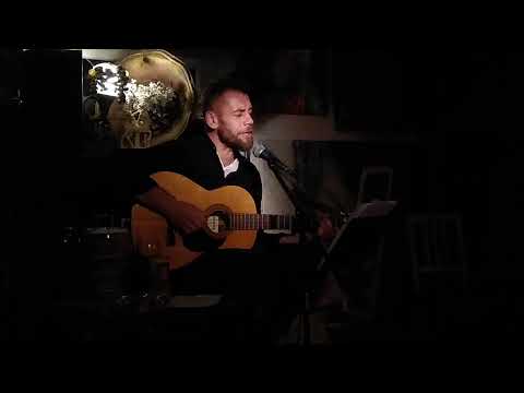 Piotr Dąbrówka - Jednym szeptem