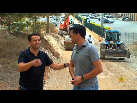 23/08/12 – El Ayuntamiento acondiciona el vial entre el C.P. La Muixara y la Ciutat Esportiva.