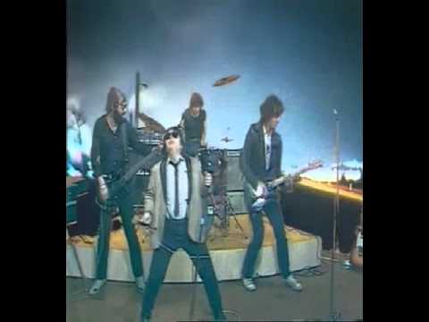 LITTLE BOB STORY - Switchblade Julie (1980 part 01)