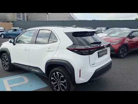Toyota Yaris Cross 1.5 Hybrid Luna Sport 5dr - Image 2