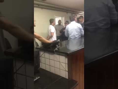 Delegado prende e expulsa policiais militares de Delegacia em Taguatinga. Veja o vídeo: