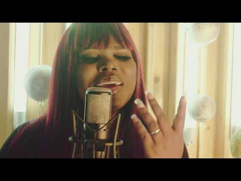 Cuarto Grado - Bésame - [  Video Oficial ] Salsa Urbana