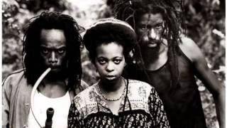 Black Uhuru " Black Uhuru Anthem "