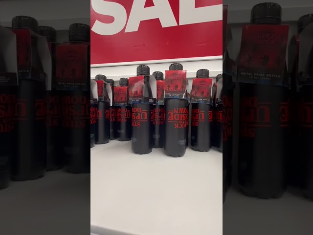 Vídeo relacionado con Stranger Things Estuche con EDT 100 ml, Gel de Ducha 150 ml y Neceser