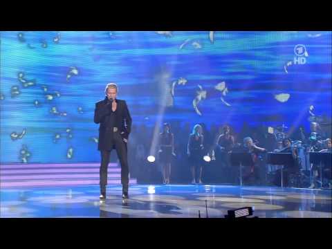 HOLD ME NOW - JOHNNY LOGAN (1987)