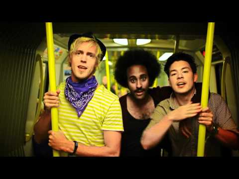 Frukost med Liberace - Jag hoppade, du stod kvar