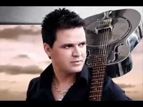 Eduardo Costa e participação de Ronan e Ronaldo