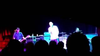 Swinging Utters - As You Start Leaving