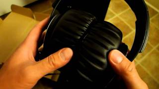 Video thumbnail for "First Look" Sony MDR-XB1000 "Ultimate Bass" headphones unboxing by Hi-Fi Insider