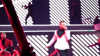 M Pokora - Intro et Avant nous ( R.E.D Toulouse)