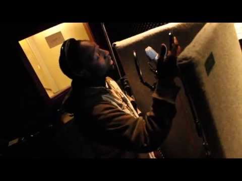 41 Slugz Nun 2 B Mad @ (In Studio Performance)