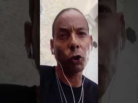 Cubano en La Habana ejerciendo sus derechos