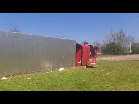 Extensive damage after tornado ravages Rolling Fork, Mississippi