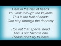 They Might Be Giants - Hall Of Heads Lyrics