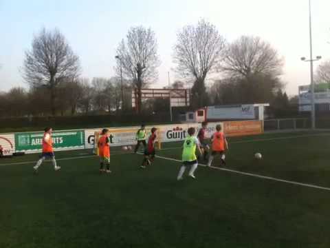 JVC Cuijk E1 (za) vs. JVC Cuijk E3 (za) 25-4-2013 19:44