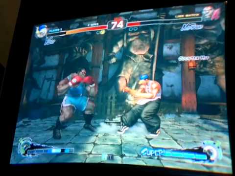 SSF4 AE @ E-spot: Lushy (Yun) vs Balrog