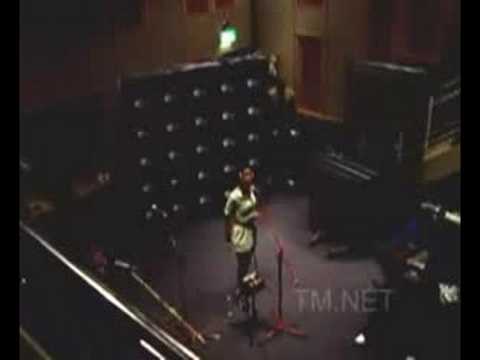 Teedra Moses - Be Your Girl (Live)