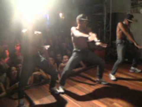 Grupo Os Atraentes 2013 - 2ª Parte Do  Show Novo 2013 - Campo Bom